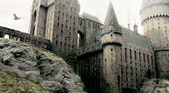 itsgringotts:    Hogwarts will always be there to welcome you home ϟ ✘ september