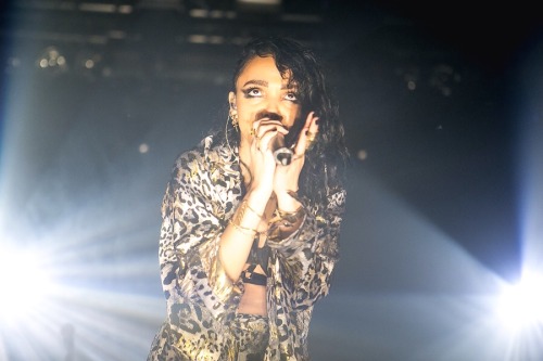 Porn sloppy:  FKA twigs at Terminal 5 11/8/14Photography photos