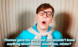 woorenergy:softestvirgil:sandersgifs:requested by @sceptre-of-luminescenceStop teasing the boythey’r