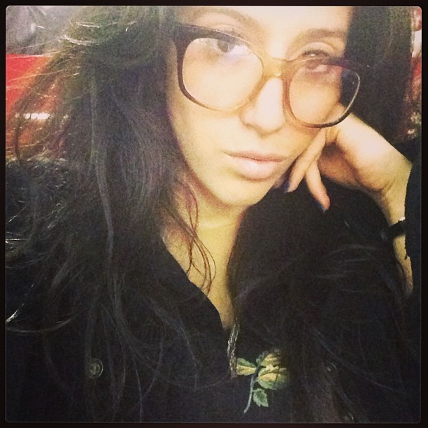 This has been a long day. #graduationroundtwo #familytime #letmeouttoplay (at Sun