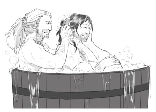 kaciart:  jaredcubbins said: Kili and Fili taking a bath together and being super adorable and loving~ 