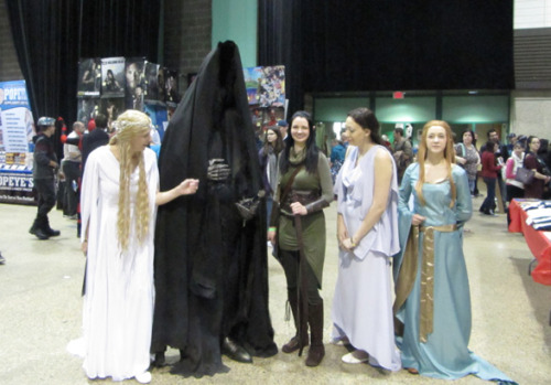 youcantrewind:Central Canada Comic Con 2014 - Part 2 If you’re in any of these pics, let me know a