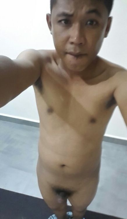 armpitlick9:  Walaupun kote kecik..tp ketiak hitam..tu nice..slrppppp