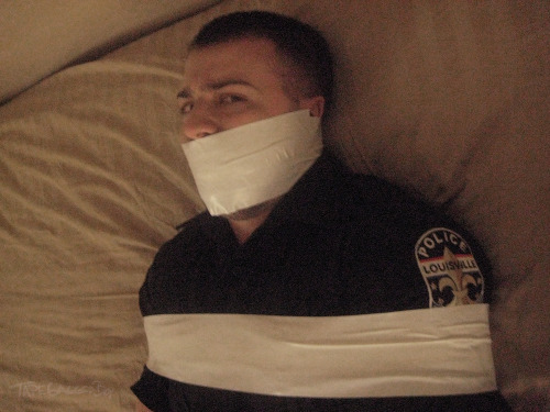 uniformsmakemehard:  Now, about that speeding ticket… 
