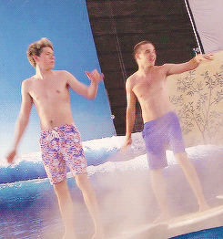 hhoran:  Niam in the Kiss You previews. 