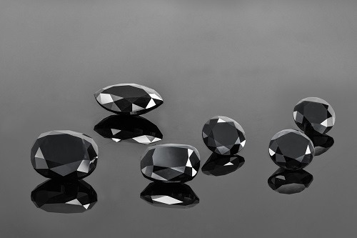 baetology:  black moods // @alitmaleeq 