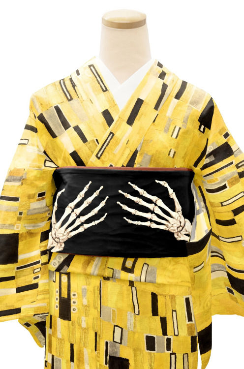thekimonogallery:Klimt’s Kiss Pattern Kimono (Yukata), by Gofukusayan