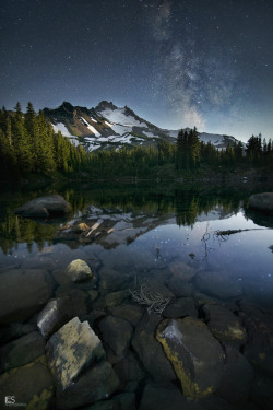 travelgurus:  Jefferson Park, Oregon by Leif Erik Smith      Travel Gurus - Follow for more Nature Photographies!    