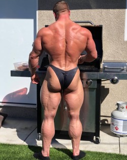 cammuscle: I wouldn’t expect anything less from Brad. Brad Rowe 