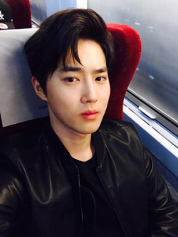 fuckyeahjoonmyun: 161009 [From. SUHO] 1ì¼1ìˆ˜í˜¸