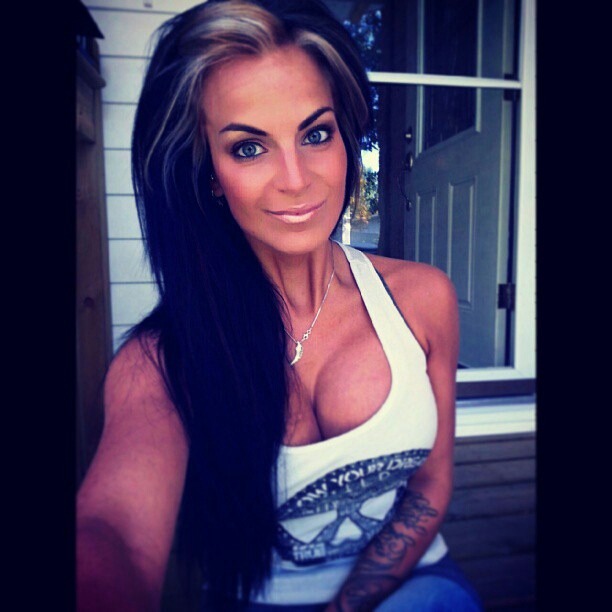 amateur-implant-pics:  @_californiachick