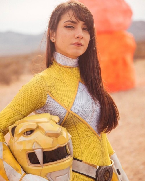 Yellow Ranger - Ladydoombots