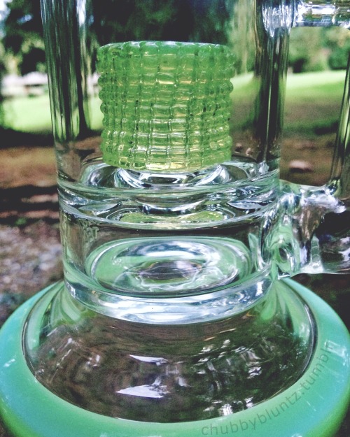 chubbybluntz:close up on the MM tech chandelier perc