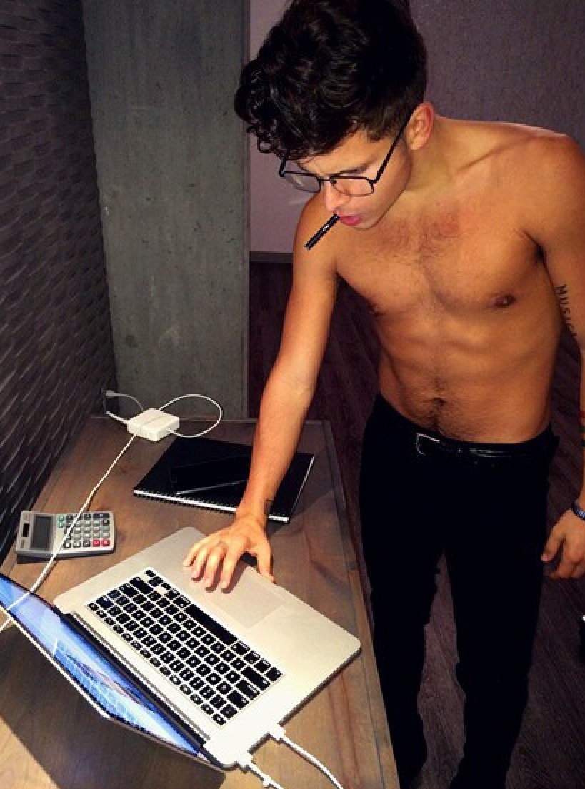 male-celebs-naked:  Rudy Mancuso 2see more here