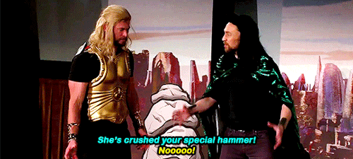 notcaycepollard:  greatcateblanchett: Thor Ragnarok cast crashed a screening of Thor Ragnarok and let them experience 4D version. this year, the children of mitchell brook primary school are putting on a Very Special school play 