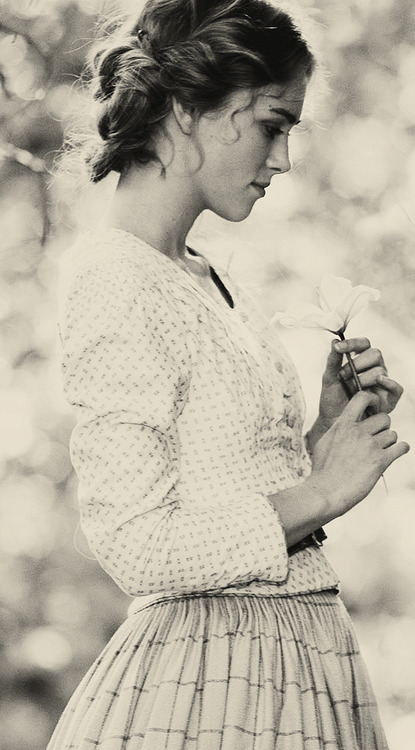 keiraonfilm:  as Helene in Silk 
