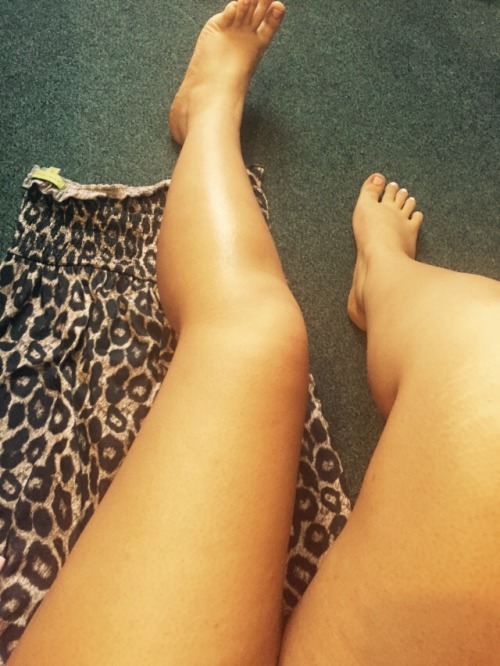 missycvnt:  lets tan