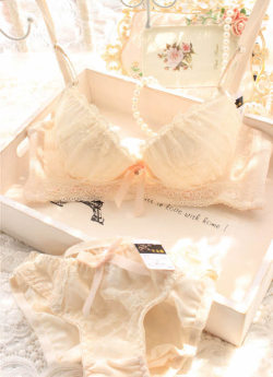 Young&Amp;Mdash;Heart:  Http://Youngheart.storenvy.com/Products/12880792-Free-Ship-Snow-White-Bra-Panty-Set