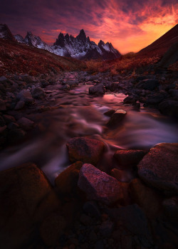 coiour-my-world:Ogilvie Mountains in the