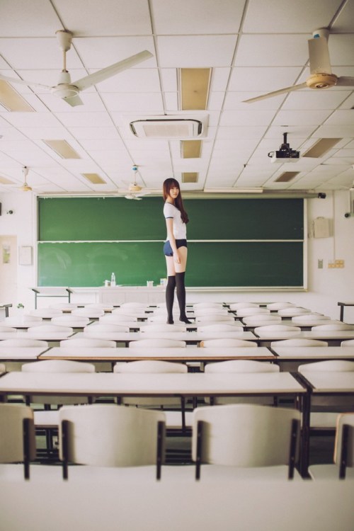 A Bloomer Student - Unknown Model