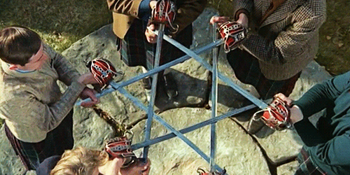 midnightmurdershow:    The Wicker Man (1973) Directed by Robin Hardy   