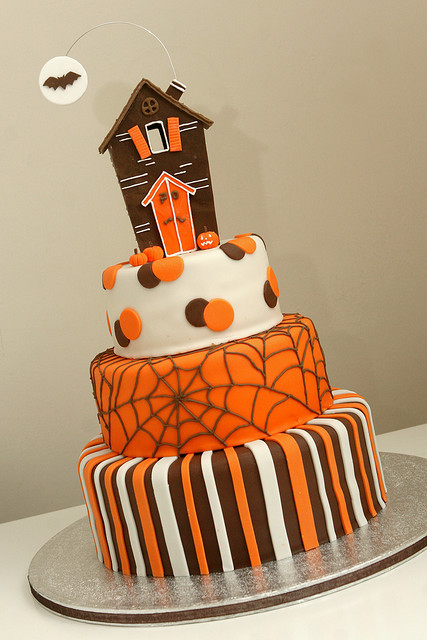 xxcookievampiressxx:  I’m praying for a birthday cake like this. 