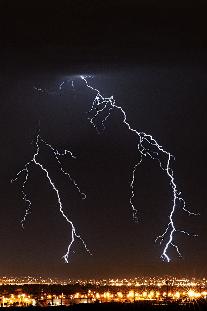 l-eth-e:   d a n c i n g  (by Nancy Newell) 
