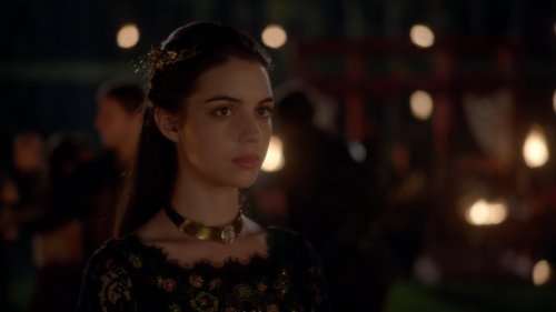 REIGN 2x07: ADELAIDE KANE wearing DIANE VON FURSTENBERG (fashion-of-reign.tumblr.com/post/129