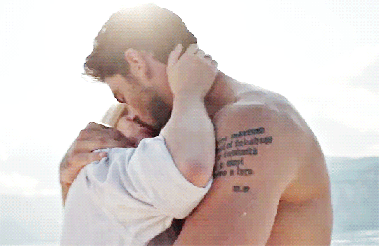 152a4cf8390de736c7a3b2d2743dc644e10e2e47.gifv