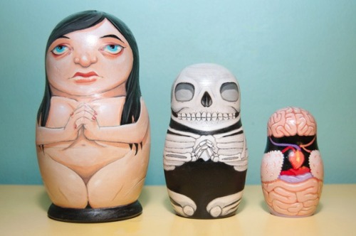 emt-monster:  Anatomy nesting dolls by artist Jason Levesque 