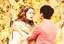 storybrooke:  Once Upon a Time princesses interacting {requested by anonymous} 