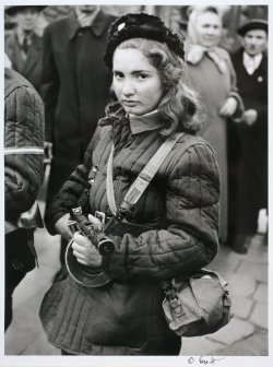 coolkidsofhistory:  Erika, 15-year-old Hungarian