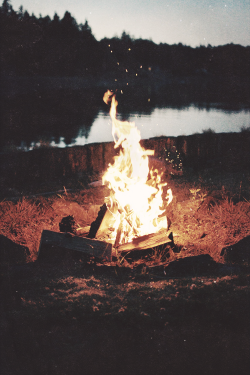 themichigancountryguy:  camp near a lake, always a country favorite