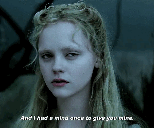 CHRISTINA RICCI As KATRINA VAN TASSEL SLEEPY HOLLOW (1999) Dir. Tim Burton