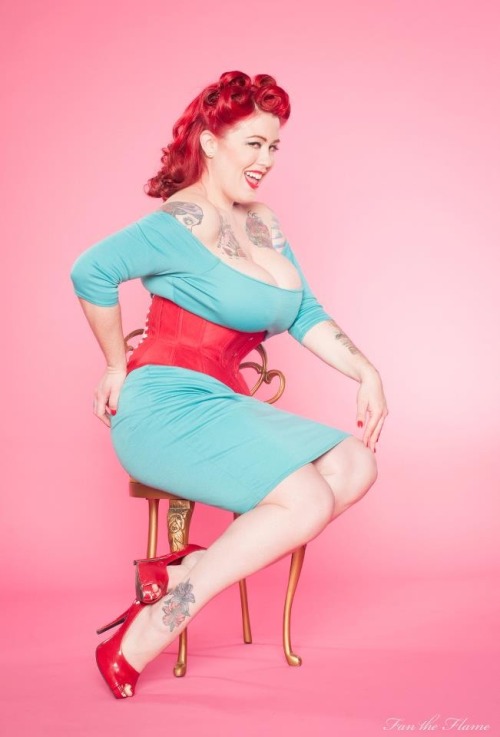 swollenlength:  The amazing Cortney Maylee
