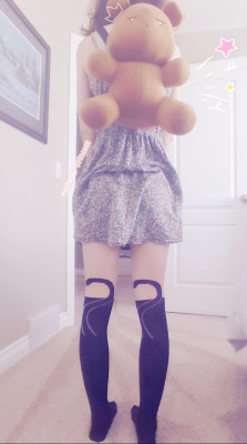 everyday–princess:  I wore a cute outfit the other day when I went downtown ^.^ (thanks for the tights @cassithelittle !!) Stuffy backpacks are the absolute best~!(please don’t reupload or remove my caption)