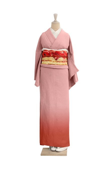 Gofukuya pink ombre kimono paired with a mouthwatering strawberry shortcake hanhaba obiIn Japan, thi