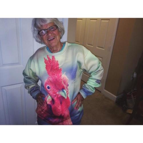 these-times-shall-pass:  itsgrannywinkle:  I’m a sexy chicken & you know it  click to follow this hipster granny, you won’t regret it