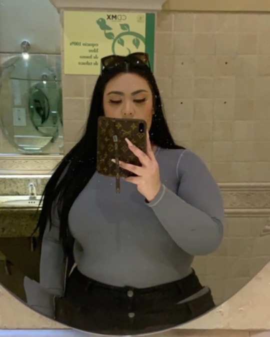 favoritelatina:  Self fee