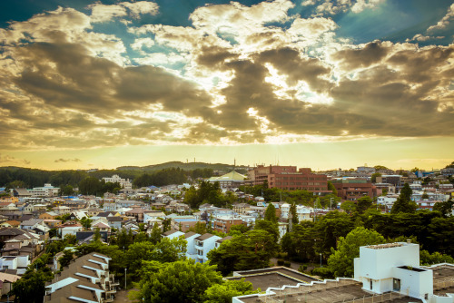 Clouds over sanjo machi