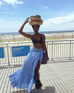 littleafrodite:  When you’re black and beautiful and no one can tell you otherwise 