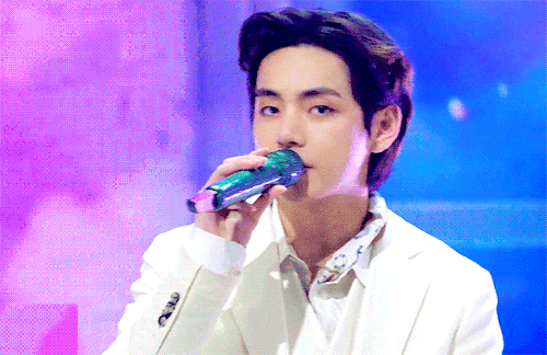 #the Amount Of Beauty He Has (｡♥‿♥｡)