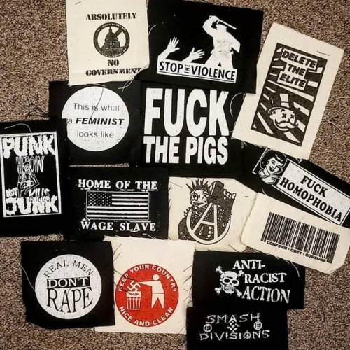 angryyoungandpoordotcom: Got a buck…then you’re in luck cause Cloth patch restock is in at AYP! #pun