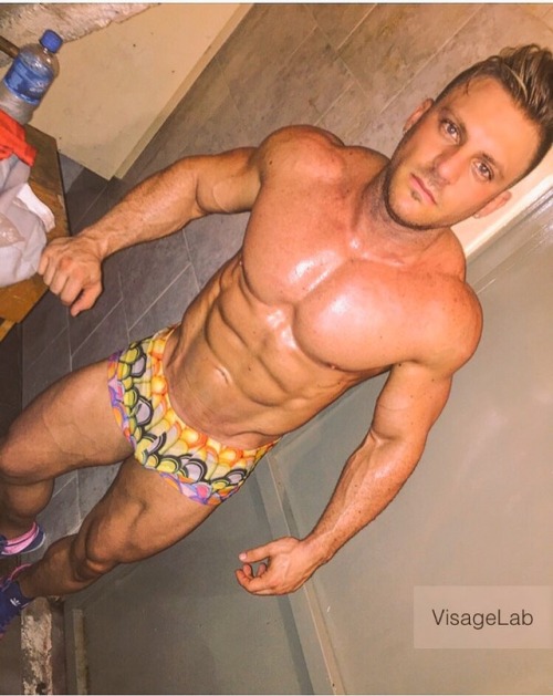 misterunivers: cristian fen, male stripper Hit