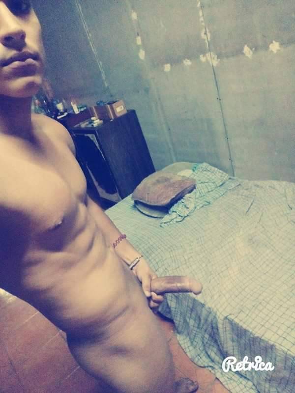 maxlunamax:  Mas de Carlitos mi amor.. Nicaragüense por Gracia de Dios!!