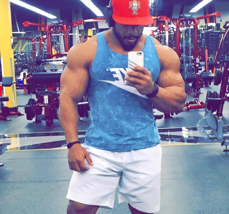 Macho Papi NSFW