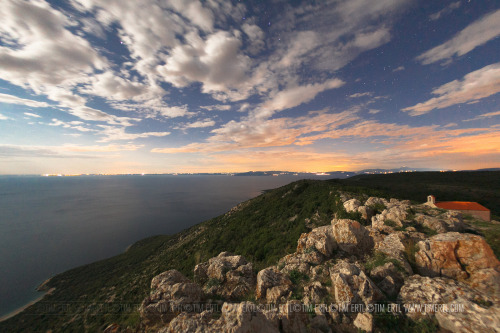 #270 Wait until the sun has set behind Istria high above the waters around Lubenice on Cres island a