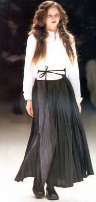 archivings: Yohji Yamamoto Fall/Winter 1999