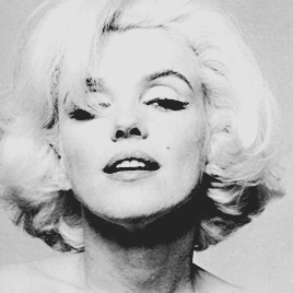 trianglemix:  Though times have changed, it’s still the sameMarilyn Monroe x Scarlett