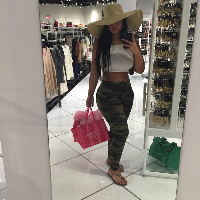 allthingsbootiful:  Champagnepinkk